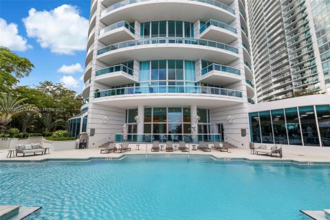 Condominio en venta en Miami, Florida, 2 dormitorios, 139.35 m2 № 1080001 - foto 25