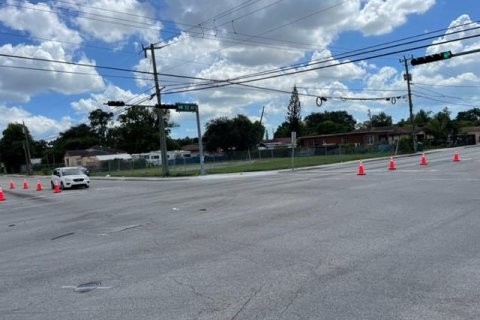 Terrain à vendre à Miami, Floride № 110451 - photo 3