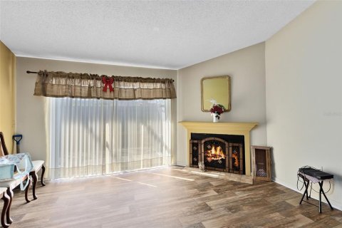 Condo in Orlando, Florida, 3 bedrooms  № 1402328 - photo 8