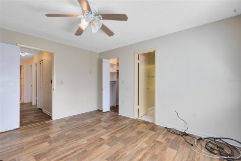 Condo in Orlando, Florida, 3 bedrooms  № 1402328 - photo 10