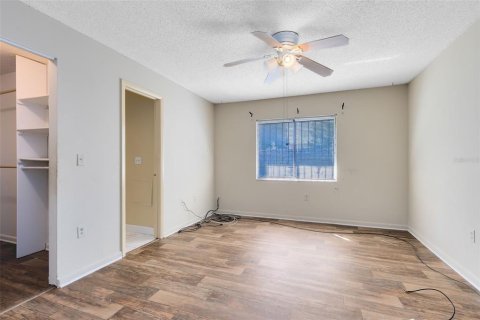 Condo in Orlando, Florida, 3 bedrooms  № 1402328 - photo 9