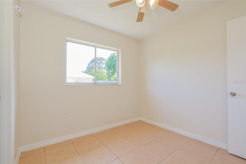 Casa en venta en Orlando, Florida, 4 dormitorios, 108.7 m2 № 1115398 - foto 23