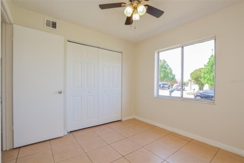 Casa en venta en Orlando, Florida, 4 dormitorios, 108.7 m2 № 1115398 - foto 21