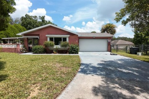 House in Davenport, Florida 3 bedrooms, 192.49 sq.m. № 1335594 - photo 23