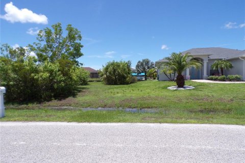 Terreno en venta en Port Charlotte, Florida № 1254246 - foto 4