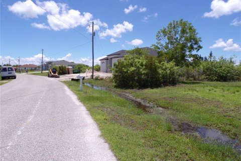 Land in Port Charlotte, Florida № 1254246 - photo 8