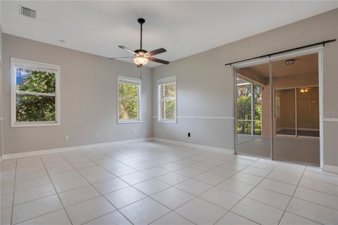 Villa ou maison à vendre à Tampa, Floride: 4 chambres, 266.91 m2 № 1401867 - photo 27