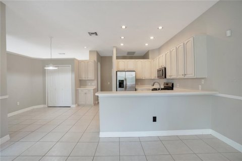 Casa en venta en Tampa, Florida, 4 dormitorios, 266.91 m2 № 1401867 - foto 9