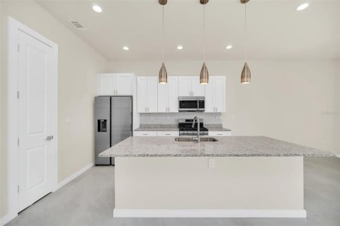 Adosado en venta en Kissimmee, Florida, 5 dormitorios, 197.14 m2 № 1315415 - foto 11