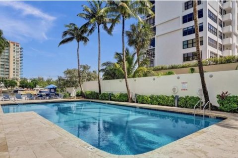 Condominio en venta en Fort Lauderdale, Florida, 1 dormitorio, 54.44 m2 № 839621 - foto 6
