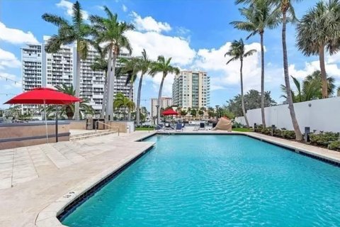 Condominio en venta en Fort Lauderdale, Florida, 1 dormitorio, 54.44 m2 № 839621 - foto 30