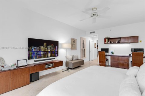 Condominio en venta en Key Biscayne, Florida, 3 dormitorios, 247.77 m2 № 616056 - foto 18
