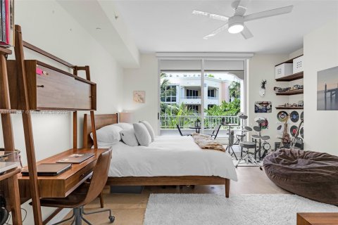 Condominio en venta en Key Biscayne, Florida, 3 dormitorios, 247.77 m2 № 616056 - foto 30
