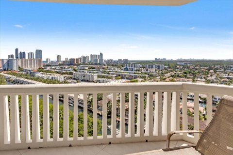 Condo in Aventura, Florida, 3 bedrooms  № 1355357 - photo 3