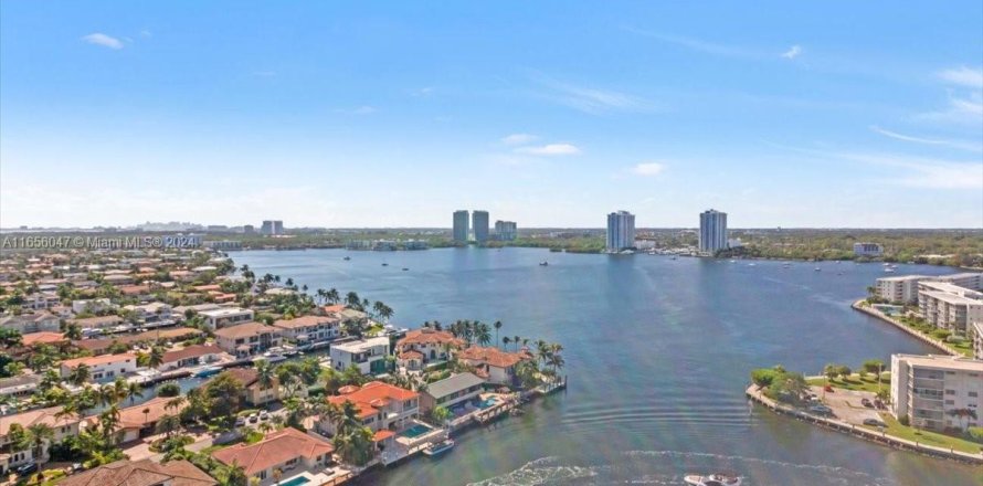 Condo in Aventura, Florida, 3 bedrooms  № 1355357