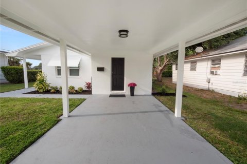 Villa ou maison à vendre à Lakeland, Floride: 2 chambres, 108.6 m2 № 1110150 - photo 10