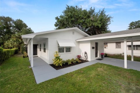 Villa ou maison à vendre à Lakeland, Floride: 2 chambres, 108.6 m2 № 1110150 - photo 9