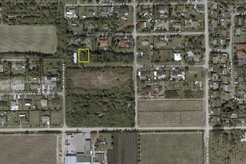 Terrain à vendre à Florida City, Floride № 781830 - photo 1
