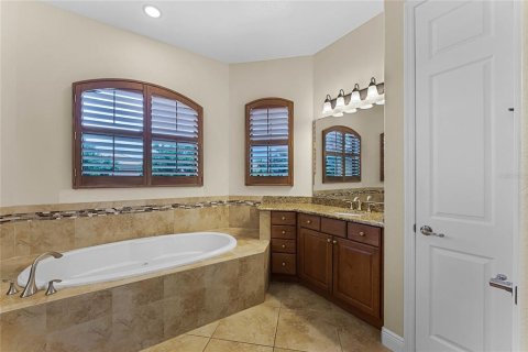 Villa ou maison à vendre à Kissimmee, Floride: 4 chambres, 243.03 m2 № 1268586 - photo 13