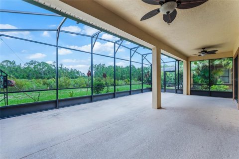 Villa ou maison à vendre à Kissimmee, Floride: 4 chambres, 243.03 m2 № 1268586 - photo 24