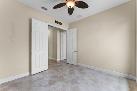 Villa ou maison à vendre à Kissimmee, Floride: 4 chambres, 243.03 m2 № 1268586 - photo 22