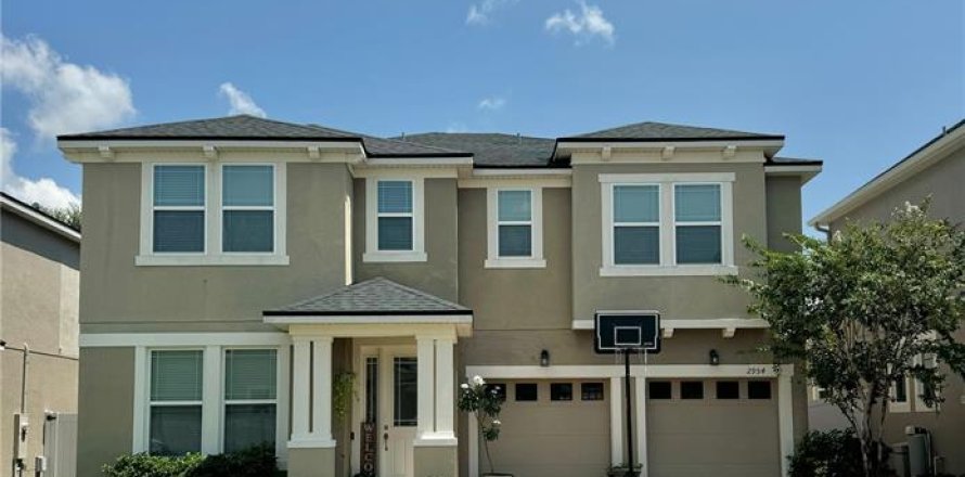 Casa en Kissimmee, Florida 5 dormitorios, 275.27 m2 № 1326261