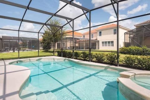 Casa en venta en Davenport, Florida, 13 dormitorios, 509.01 m2 № 1326299 - foto 16