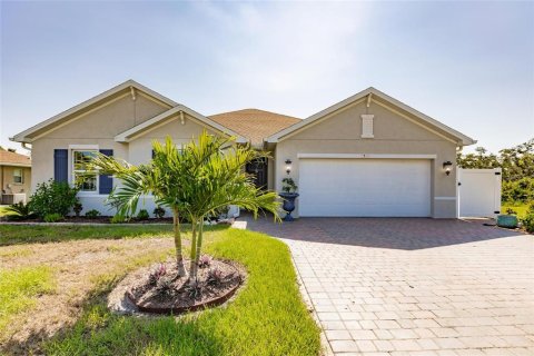 Villa ou maison à vendre à Punta Gorda, Floride: 3 chambres, 185.8 m2 № 1326260 - photo 1