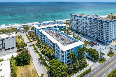 Condominio en venta en Deerfield Beach, Florida, 3 dormitorios, 274.99 m2 № 1135026 - foto 19