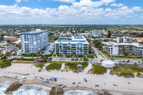 Condo in Deerfield Beach, Florida, 3 bedrooms  № 1135026 - photo 12