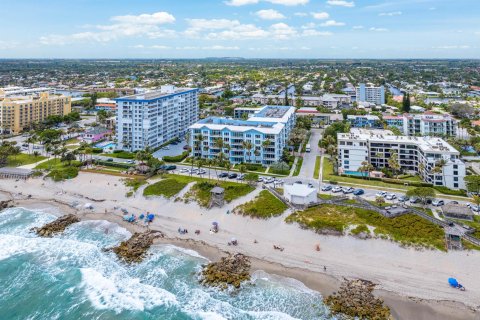 Condo in Deerfield Beach, Florida, 3 bedrooms  № 1135026 - photo 13