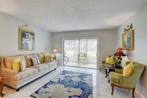 Condo in Delray Beach, Florida, 2 bedrooms  № 935236 - photo 23