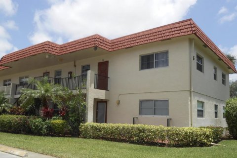 Condo in Delray Beach, Florida, 2 bedrooms  № 935236 - photo 27