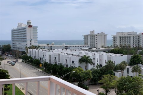 Copropriété à vendre à Pompano Beach, Floride: 1 chambre, 60.39 m2 № 935225 - photo 14