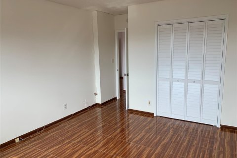 Condo in Pompano Beach, Florida, 1 bedroom  № 935225 - photo 27