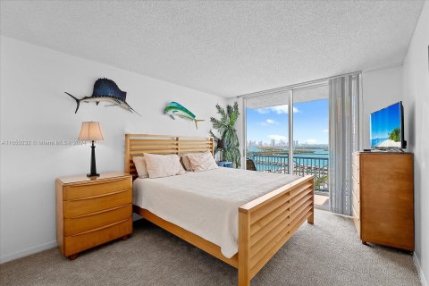 Condominio en alquiler en Miami Beach, Florida, 2 dormitorios, 104.98 m2 № 1347720 - foto 9