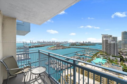 Copropriété à louer à Miami Beach, Floride: 2 chambres, 104.98 m2 № 1347720 - photo 2