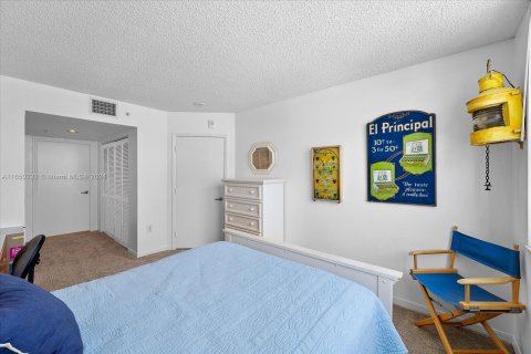 Copropriété à louer à Miami Beach, Floride: 2 chambres, 104.98 m2 № 1347720 - photo 12