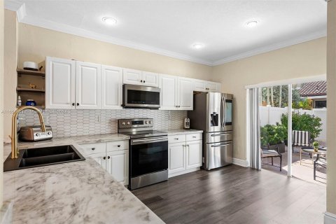 Adosado en venta en Miramar, Florida, 3 dormitorios, 121.14 m2 № 1345291 - foto 9