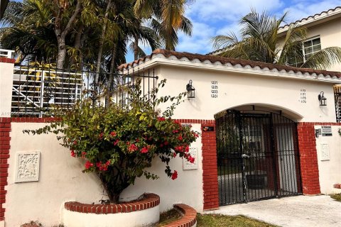 Condominio en venta en Miami Beach, Florida, 1 dormitorio, 54.72 m2 № 1077939 - foto 2