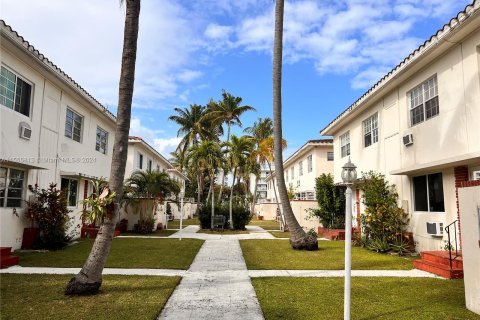 Condominio en venta en Miami Beach, Florida, 1 dormitorio, 54.72 m2 № 1077939 - foto 6