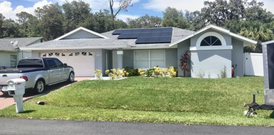 House in Kissimmee, Florida 3 bedrooms, 167.04 sq.m. № 1304166