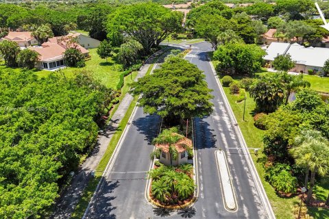 House in Delray Beach, Florida 2 bedrooms, 143.07 sq.m. № 1271964 - photo 10