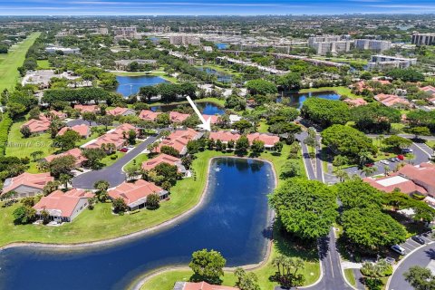 House in Delray Beach, Florida 2 bedrooms, 143.07 sq.m. № 1271964 - photo 16