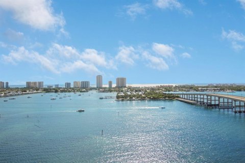 Copropriété à louer à Riviera Beach, Floride: 3 chambres, 197.51 m2 № 697184 - photo 2