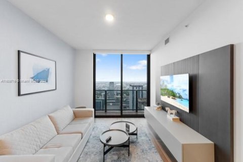 Condo in Miami, Florida, 1 bedroom  № 1232040 - photo 27