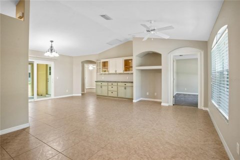 Villa ou maison à vendre à North Port, Floride: 4 chambres, 147.62 m2 № 1169119 - photo 10