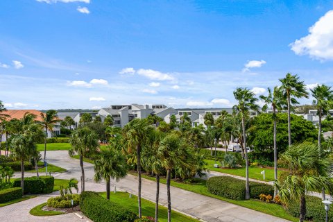Condominio en venta en Vero Beach, Florida, 2 dormitorios, 174.66 m2 № 788663 - foto 20