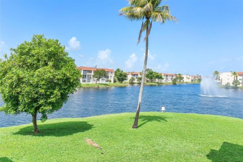 Condominio en venta en Sunrise, Florida, 2 dormitorios, 78.97 m2 № 1005355 - foto 3