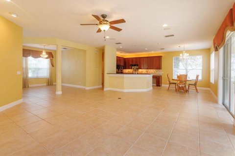 Casa en alquiler en Oviedo, Florida, 5 dormitorios, 275.46 m2 № 1354876 - foto 8